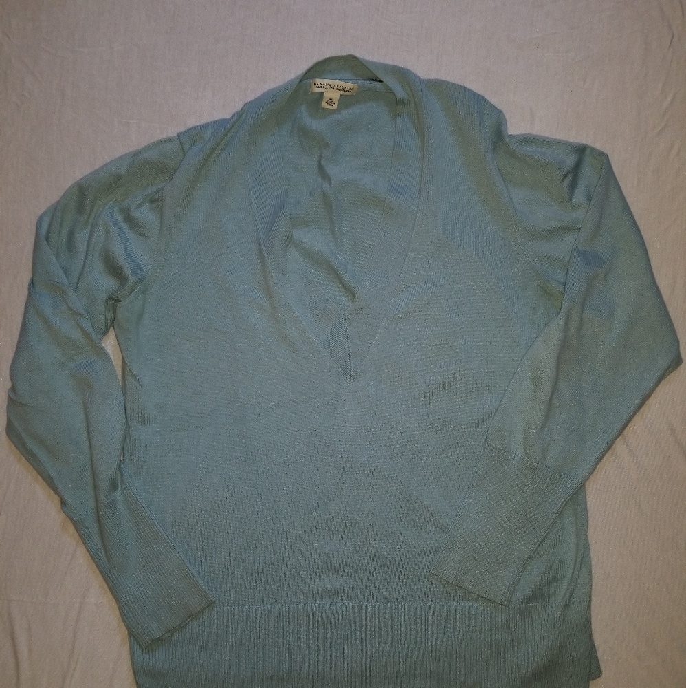 EUC Banana Republic Deep V Neck Sweater / Sz XL